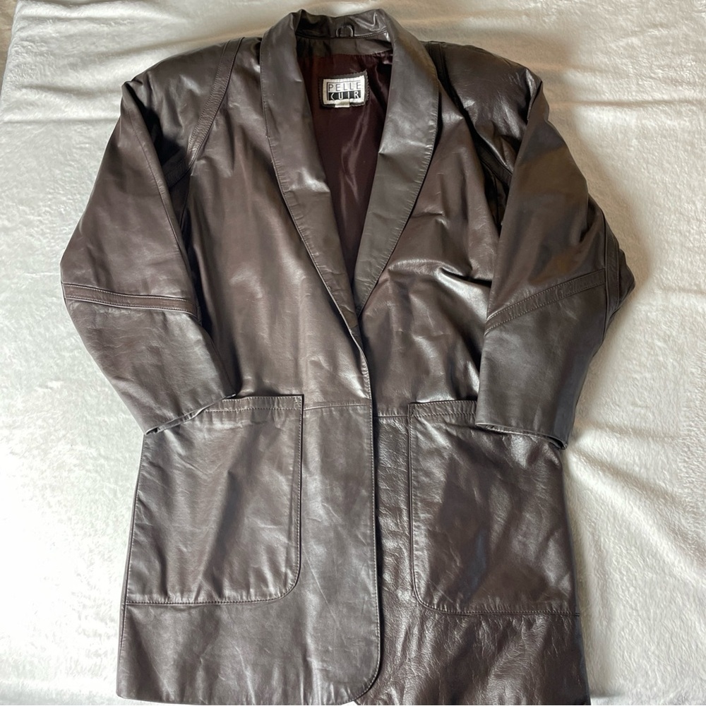 Vintage Woman’s Pelle Cuir Size Medium Brown Leather Coat  Open Front EUC